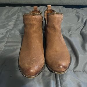 Lucky Brand Brown booties 8